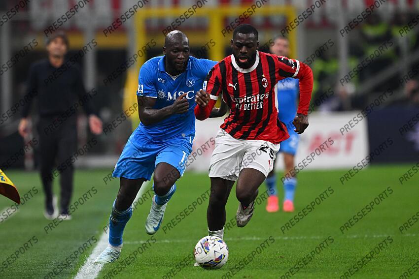Youssouf Fofana (Milan)Romelu Lukaku (Napoli) during the Italian Serie A match between Milan 0-2 Napoli at Giuseppe Meazza Stadium on October 29, 2024 in Milano, Italy. (Photo by Maurizio Borsari/AFLO) AC MILAN-NAPLES (0-2) 