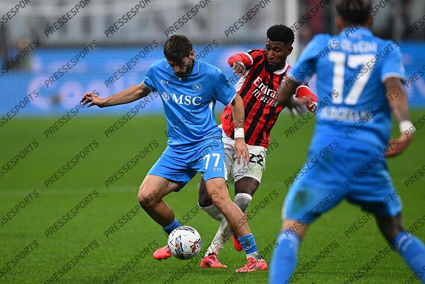 Khvicha Kvaratskhelia (Napoli)Emerson Royal (Milan) during the Italian Serie A match between Milan 0-2 Napoli at Giuseppe Meazza Stadium on October 29, 2024 in Milano, Italy. (Photo by Maurizio Borsari/AFLO) AC MILAN-NAPLES (0-2) 