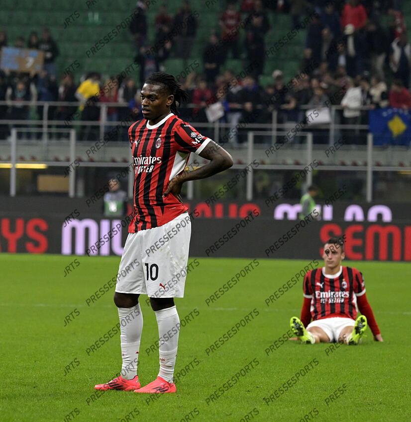 Foto IPP/Paolo Bona Milano 29/10//2024 Campionato Serie A di Calcio stagione 2024/2025 partita Milan-Napoli Nella foto la delusione di rafael Leao Italy Photo Press Worldwide Copyright AC MILAN-NAPLES (0-2) 