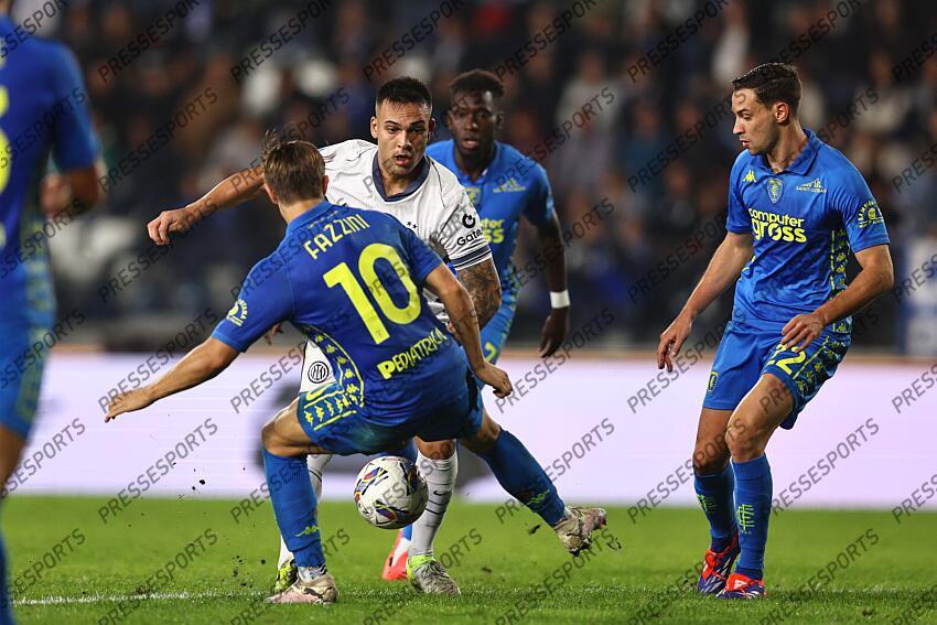 Lautaro Martinez (Inter)Jacopo Fazzini (Empoli)Mattia De Sciglio (Empoli) during the Italian Serie A " match between Empoli 0-3 Inter at Carlo Castellani Stadium on October 30, 2024 in Empoli, Italy. (Photo by Maurizio Borsari/AFLO) EMPOLI-INTER MILAN (0-3) 
