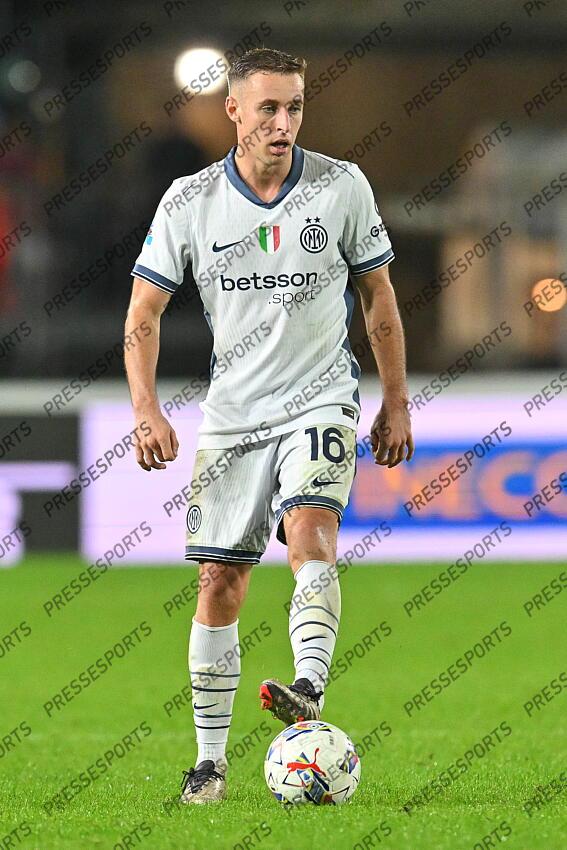 Foto IPP/Roberto Ramaccia Empoli 30/10/2024 Campionato di Calcio Serie A 2024/2025 Empoli vs Inter Nella foto Davide Frattesi in azione palla al piede Italy Photo Press - World Copyright EMPOLI-INTER MILAN (0-3) 