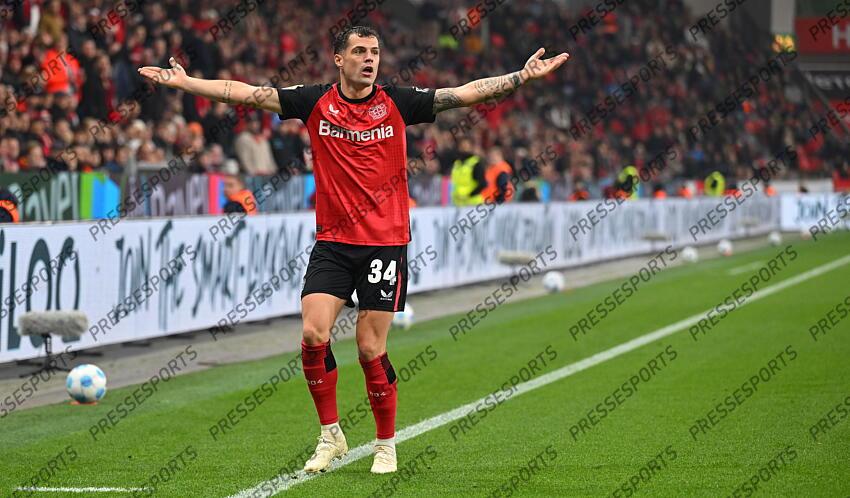 Granit Xhaka (Leverkusen) Leverkusen, 01.11.2024, Fussball, Bundesliga, Bayer 04 Leverkusen - VfB Stuttgart BAYER LEVERKUSEN-VfB STUTTGART (0-0) 