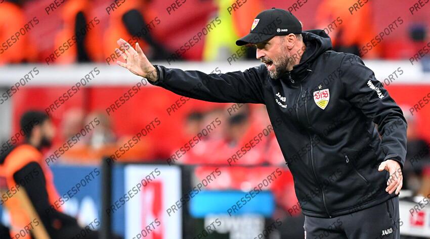 Trainer Sebastian Hoeness (Stuttgart) Leverkusen, 01.11.2024, Fussball, Bundesliga, Bayer 04 Leverkusen - VfB Stuttgart BAYER LEVERKUSEN-VfB STUTTGART (0-0) 