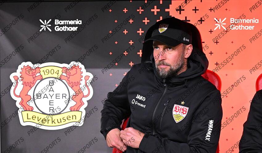 Trainer Sebastian Hoeness (Stuttgart) Leverkusen, 01.11.2024, Fussball, Bundesliga, Bayer 04 Leverkusen - VfB Stuttgart BAYER LEVERKUSEN-VfB STUTTGART (0-0) 
