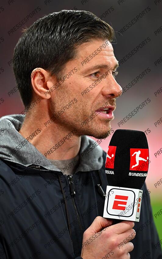 Trainer Xabi Alonso (Leverkusen) Leverkusen, 01.11.2024, Fussball, Bundesliga, Bayer 04 Leverkusen - VfB Stuttgart BAYER LEVERKUSEN-VfB STUTTGART (0-0) 