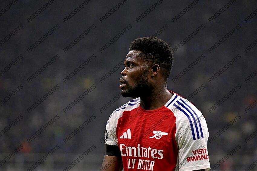 Foto IPP/Paolo Bona Milano 06/11//2024 UEFA Champions League di Calcio stagione 2024/2025 partita Inter-Arsenal Nella foto Thomas Partey Italy Photo Press Worldwide Copyright INTER MILAN-ARSENAL (1-0) 