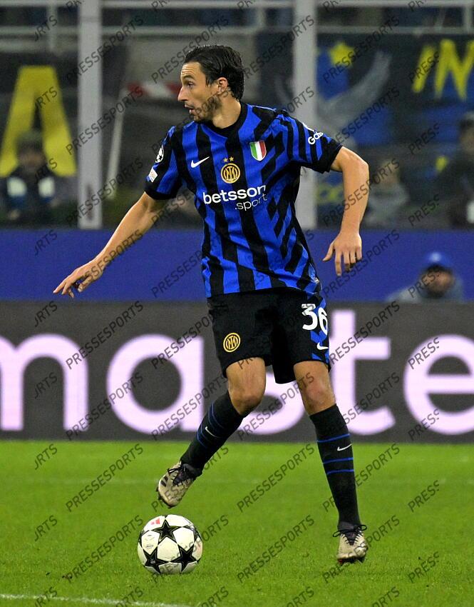 Foto IPP/Paolo Bona Milano 06/11//2024 UEFA Champions League di Calcio stagione 2024/2025 partita Inter-Arsenal Nella foto Matteo Darmian Italy Photo Press Worldwide Copyright INTER MILAN-ARSENAL (1-0) 