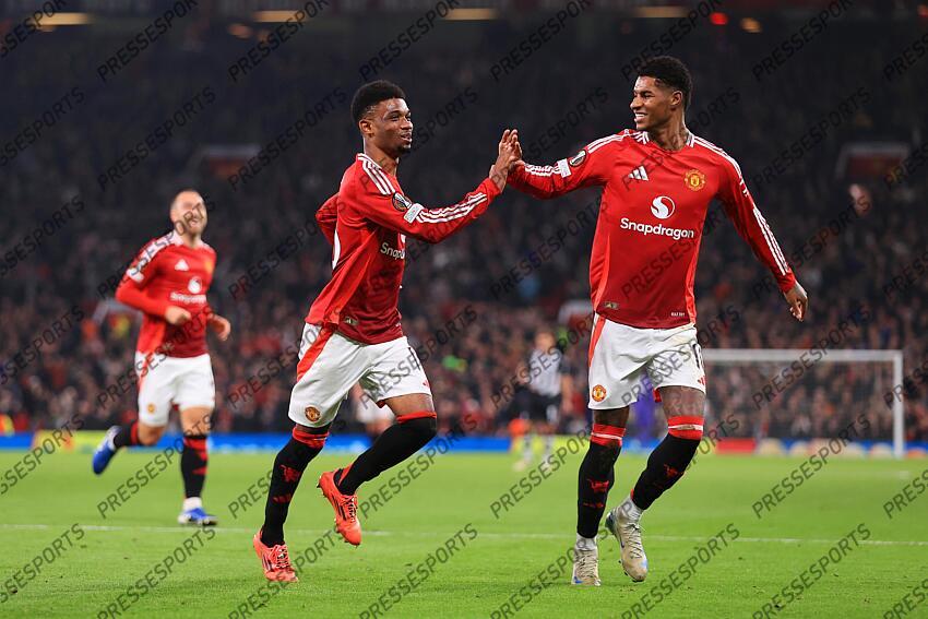 7th November 2024 - UEFA Europa League - League Phase - Manchester United v PAOK Salonika - Amad Diallo of Manchester United (C) celebrates with Marcus Rashford of Manchester United after scoring their 2nd goal - Photo: Simon Stacpoole / Offside. MANCHESTER UNITED-PAOK SALONIQUE (2-0) 