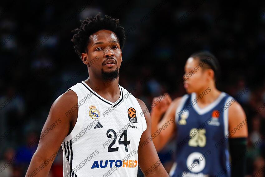 Andres Feliz of Real Madrid looks on during the Turkish Airlines EuroLeague Regular Season match between Real Madrid and Alba Berlin at Wizink Center on November 21, 2024 in Madrid, Spain. REAL MADRID-ALBA BERLIN (98-84) 