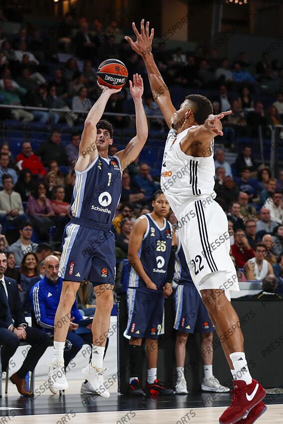 Gabriele Procida of Alba Berlin and Walter Samuel Tavares da Veiga of Real Madrid in action during the Turkish Airlines EuroLeague Regular Season match between Real Madrid and Alba Berlin at Wizink Center on November 21, 2024 in Madrid, Spain. REAL MADRID-ALBA BERLIN (98-84) 