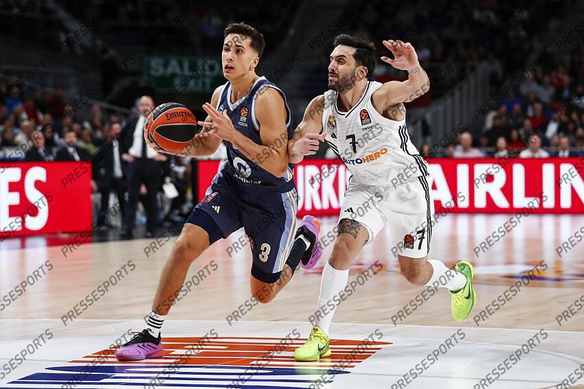 Matteo Spagnolo of Alba Berlin and Facundo Campazzo of Real Madrid in action during the Turkish Airlines EuroLeague Regular Season match between Real Madrid and Alba Berlin at Wizink Center on November 21, 2024 in Madrid, Spain. REAL MADRID-ALBA BERLIN (98-84) 