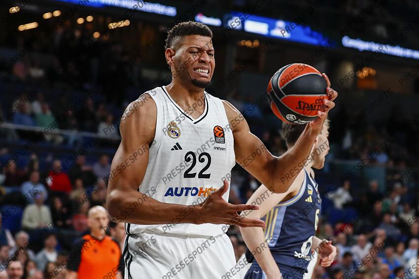 Walter Samuel Tavares da Veiga of Real Madrid gestures during the Turkish Airlines EuroLeague Regular Season match between Real Madrid and Alba Berlin at Wizink Center on November 21, 2024 in Madrid, Spain. REAL MADRID-ALBA BERLIN (98-84) 