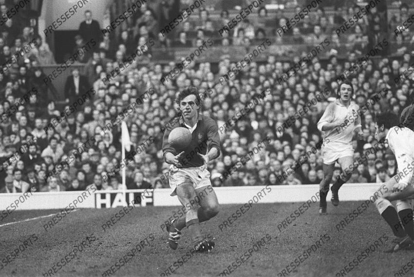trillo (jean) ANGLETERRE-FRANCE L'EQUIPE fonds n/b 