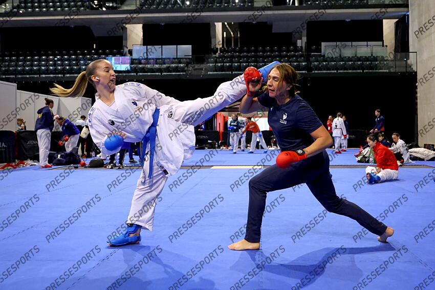 equipe femme combat yvon (sydney) (fra) dona (lolita) (fra) coach COMBAT FEMMES 