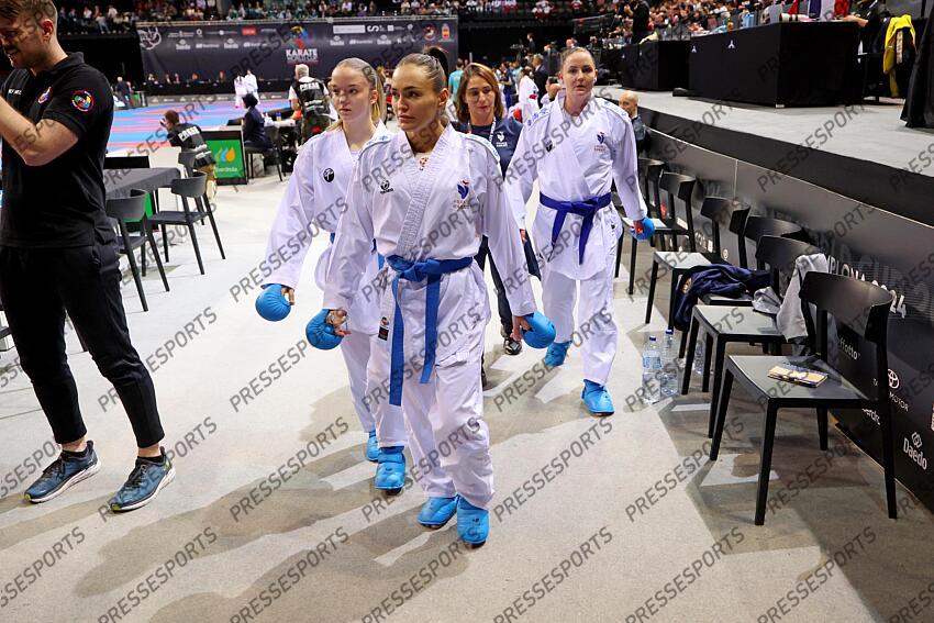equipe femme combat agier (alizee) (fra) avazeri (lea) (fra) yvon (sydney) (fra) COMBAT FEMMES 