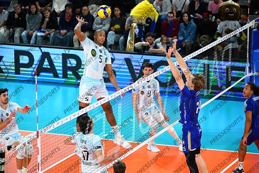 nascimento dos santos (leandro) PARIS VOLLEY-TOURS (1-3) 