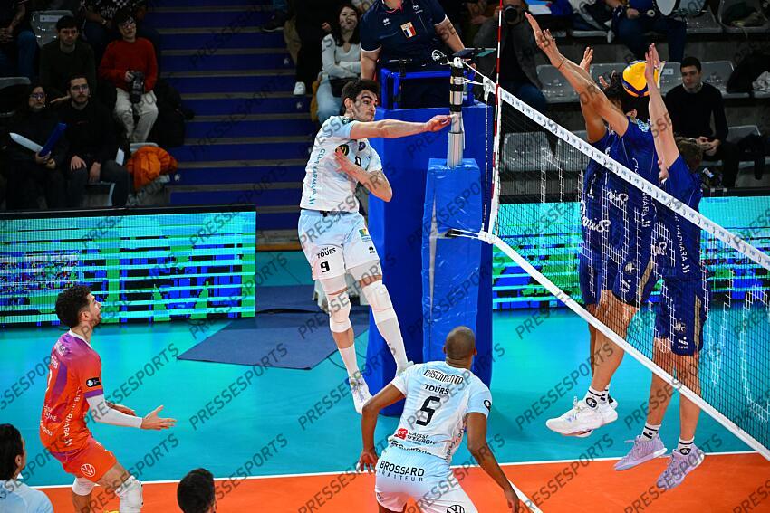 quiroga (gonzalo) PARIS VOLLEY-TOURS (1-3) 