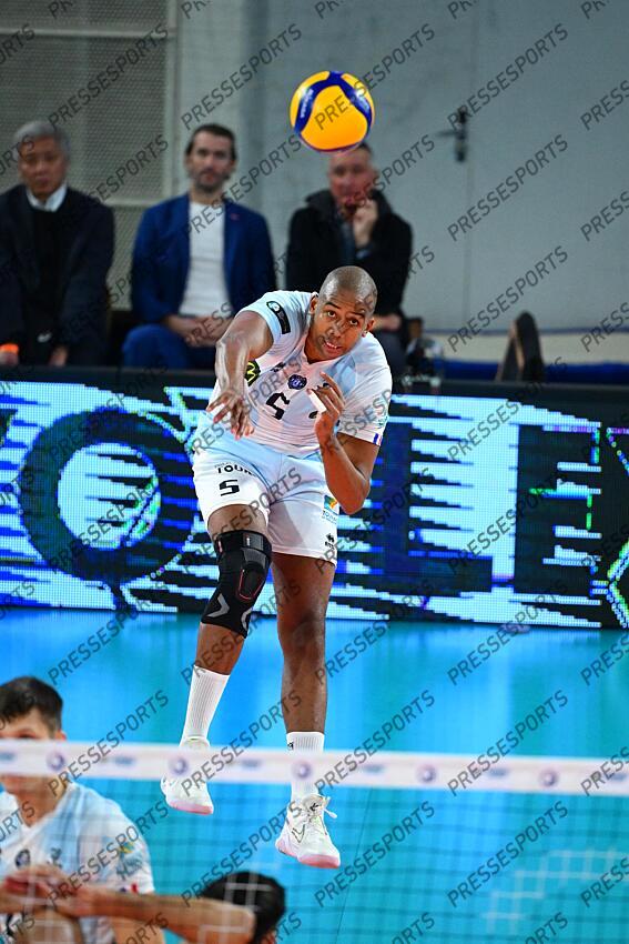nascimento do santos (leandro) PARIS VOLLEY-TOURS (1-3) 