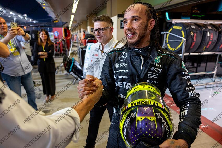 #44 Lewis Hamilton (GBR, Mercedes-AMG Petronas F1 Team), F1 Grand Prix of Abu Dhabi at Yas Marina Circuit on December 8, 2024 in Abu Dhabi, United Arab Emirates. (Photo by HOCH ZWEI) GRAND PRIX D'ABU DHABI 