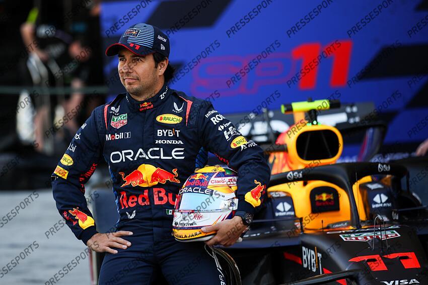 #11 Sergio Perez (MEX, Oracle Red Bull Racing), F1 Grand Prix of Abu Dhabi at Yas Marina Circuit on December 8, 2024 in Abu Dhabi, United Arab Emirates. (Photo by HOCH ZWEI) GRAND PRIX D'ABU DHABI 