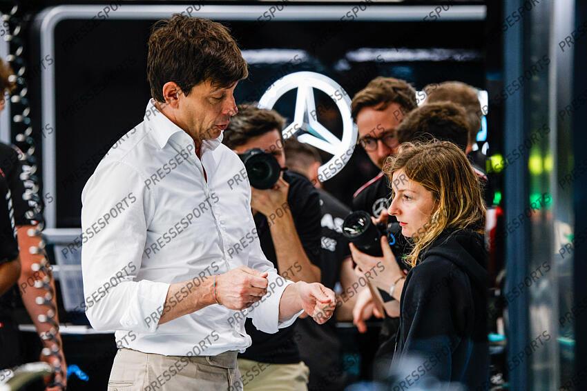 Toto Wolff (AUT, Mercedes-AMG Petronas F1 Team), Doriane Pin (FRA), F1 Grand Prix of Saudi Arabia at Jeddah Corniche Circuit on March 6, 2024 in Jeddah, Saudi Arabia. (Photo by HOCH ZWEI) 