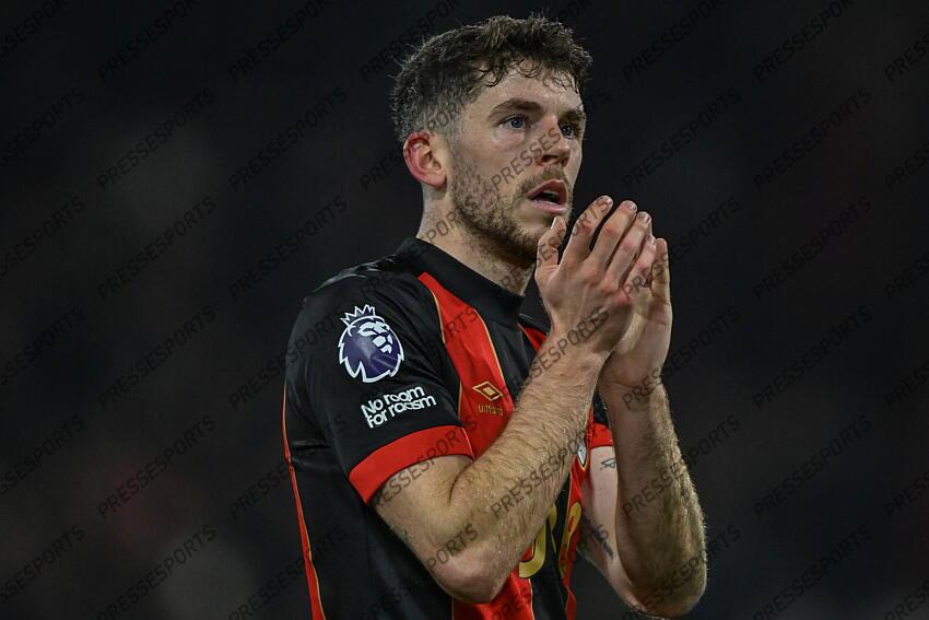 26.12.2024, Goldsands Stadium, Bournemouth, ENG, Premier League, AFC Bournemouth vs Crystal Palace, 18. Runde, im Bild Ryan Christie of Bournemouth // Ryan Christie of Bournemouth during the Premier League 18th round match between AFC Bournemouth and Crystal Palace at the Goldsands Stadium in Bournemouth, England on 2024/12/26. EXPA Pictures © 2024, PhotoCredit: EXPA/ Focus Images/ Jeremy Landey ATTENTION - for AUT, GER, FRA, ITA, SUI, POL, CRO, SLO only BOURNEMOUTH-CRYSTAL PALACE (0-0) 