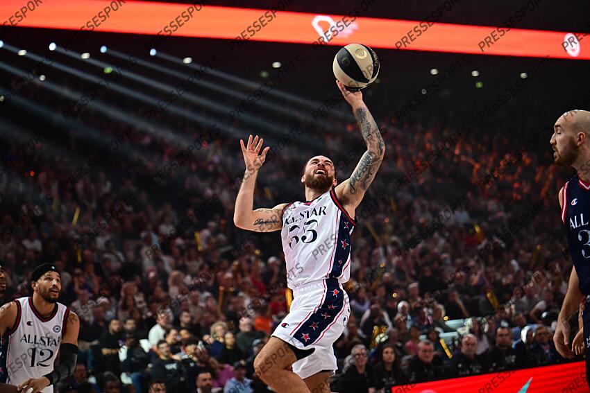 james (mike) ALL STAR FRANCE-ALL STAR MONDE (141-149 ap) 