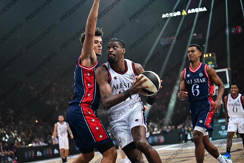 penda (noah) thompson (shevon) ALL STAR FRANCE-ALL STAR MONDE (141-149 ap) 