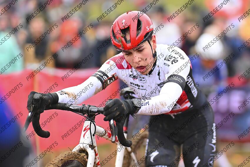 BESANCON, FRANCE - DECEMBER 29 : Gery Celia (FRA) of As Bike Racing during the 8th leg of the UCI Cyclocross World Cup series 2024-2025 for Women Elite in Besancon, France, 29/12/2024 ( Photo by Billy Ceusters / Photonews FEMMES ELITE BESANCON 