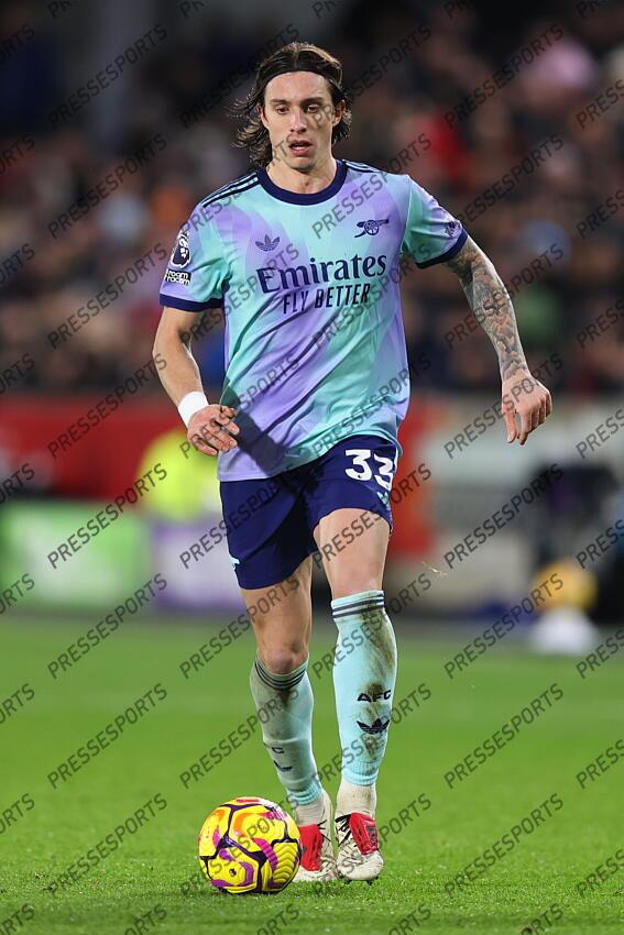 01 January 2025 - Premier League Football - Brentford v Arsenal - Riccardo Calafiori of Arsenal (Photo by Mark Leech). BRENTFORD-ARSENAL (1-3) 