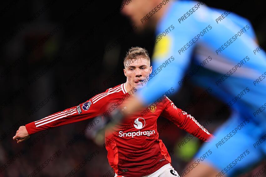 30th December 2024 - Premier League - Manchester United v Newcastle United - Rasmus Hojlund of Manchester United - Photo: Simon Stacpoole / Offside. MANCHESTER UNITED-NEWCASTLE UNITED (0-2) 