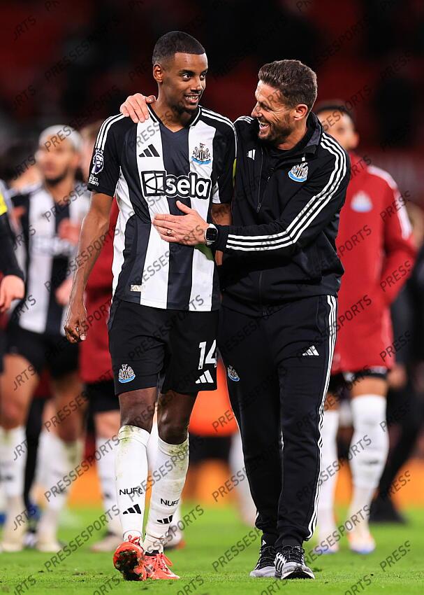 30th December 2024 - Premier League - Manchester United v Newcastle United - Alexander Isak of Newcastle United celebrates victory with Newcastle United assistant manager Jason Tindall - Photo: Simon Stacpoole / Offside. MANCHESTER UNITED-NEWCASTLE UNITED (0-2) 