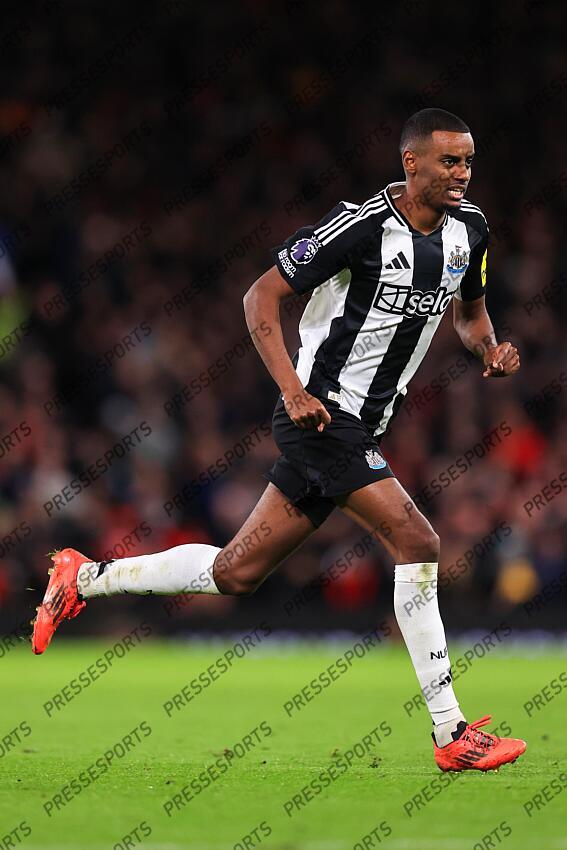 30th December 2024 - Premier League - Manchester United v Newcastle United - Alexander Isak of Newcastle United - Photo: Simon Stacpoole / Offside. MANCHESTER UNITED-NEWCASTLE UNITED (0-2) 