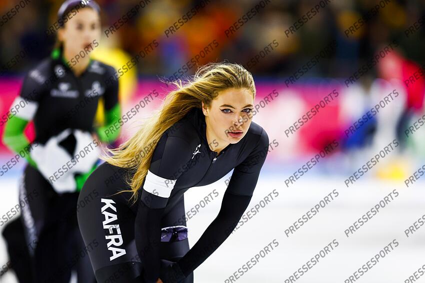 HEERENVEEN - Jutta Leerdam reacts after the 500 meters during the first day of the Dutch sprint speed skating championships in Thialf. ANP VINCENT JANNINK CHAMPIONNATS DES PAYS BAS 