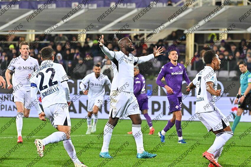 Foto IPP/Roberto Ramaccia Firenze 4/1/2025 Campionato di Calcio Serie A 2024/2025 Fiorentina vs Napoli Nella foto Romelu Lukaku esulta dopo aver segnato il gol del 0-2 Italy Photo Press - World Copyright FIORENTINA-NAPLES (0-3) 