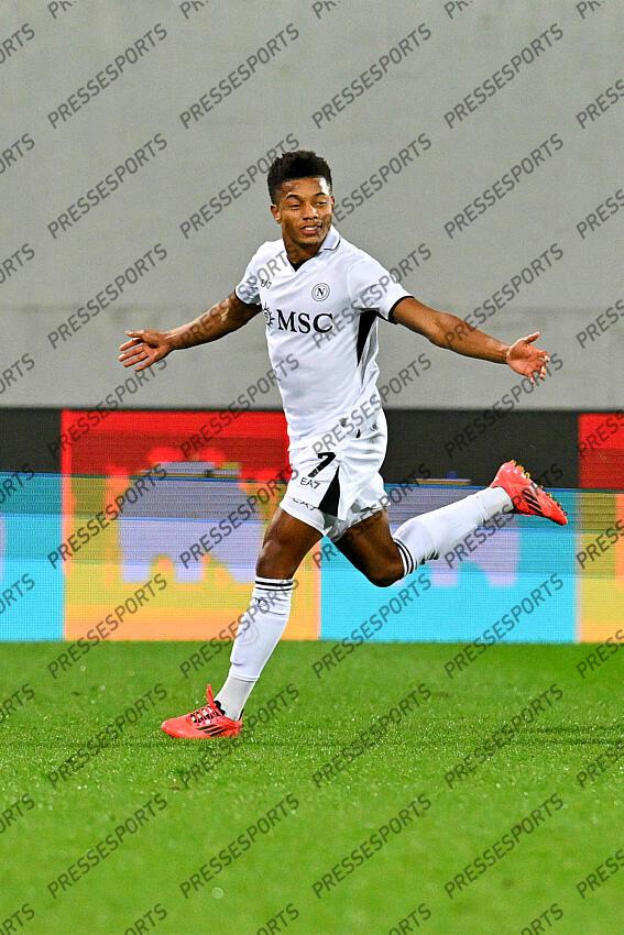 Foto IPP/Roberto Ramaccia Firenze 4/1/2025 Campionato di Calcio Serie A 2024/2025 Fiorentina vs Napoli Nella foto David Neres esulta dopo aver segnato il gol del 0-1 Italy Photo Press - World Copyright FIORENTINA-NAPLES (0-3) 