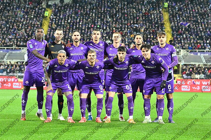 Foto IPP/Roberto Ramaccia Firenze 4/1/2025 Campionato di Calcio Serie A 2024/2025 Fiorentina vs Napoli Nella foto la formazione della Fiorentina schierata Italy Photo Press - World Copyright FIORENTINA-NAPLES (0-3) 
