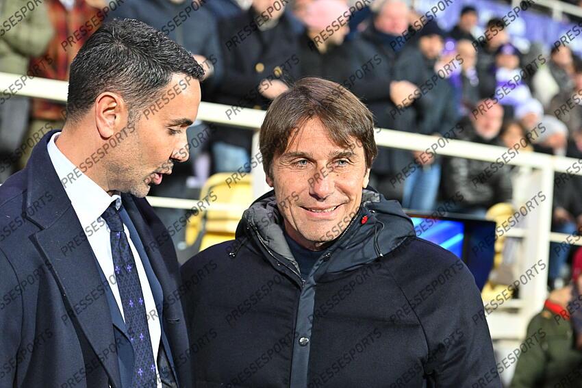Foto IPP/Roberto Ramaccia Firenze 4/1/2025 Campionato di Calcio Serie A 2024/2025 Fiorentina vs Napoli Nella foto Antonio Conte allenatore del Napoli con Raffaele Palladino allenatore della Fiorentina Italy Photo Press - World Copyright FIORENTINA-NAPLES (0-3) 