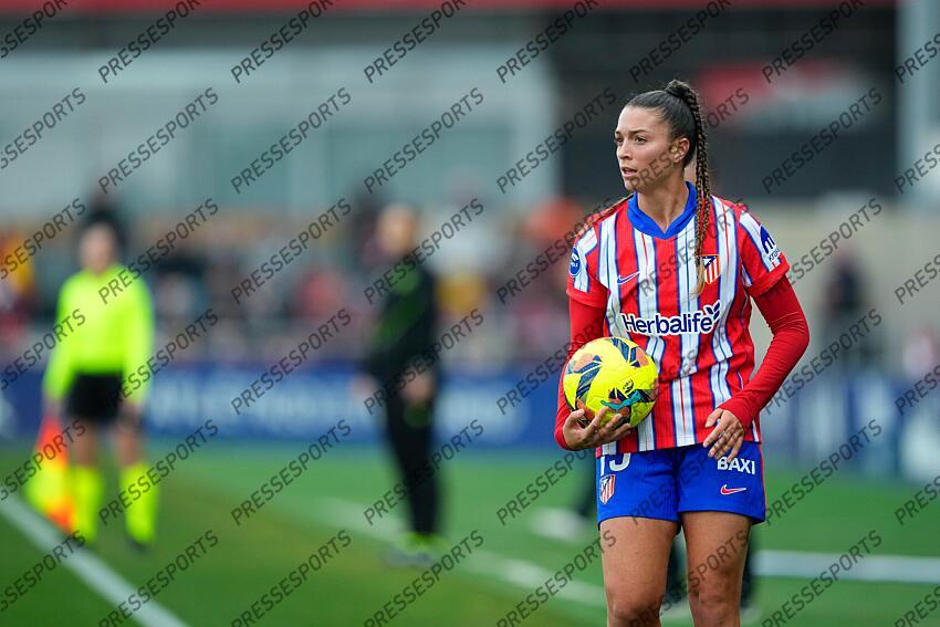 Silvia Lloris of Atletico de Madrid looks on during the Spanish Women League, Liga F, football match played between Atletico de Madrid and Real Madrid at Centro Deportivo Wanda Alcala de Henares on January 05, 2025, in Madrid, Spain. (F) ATLETICO MADRID-(F) REAL MADRID (1-2) 