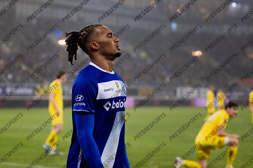 brown (archie) LA GANTOISE-UNION ST GILLOISE (1-3) 