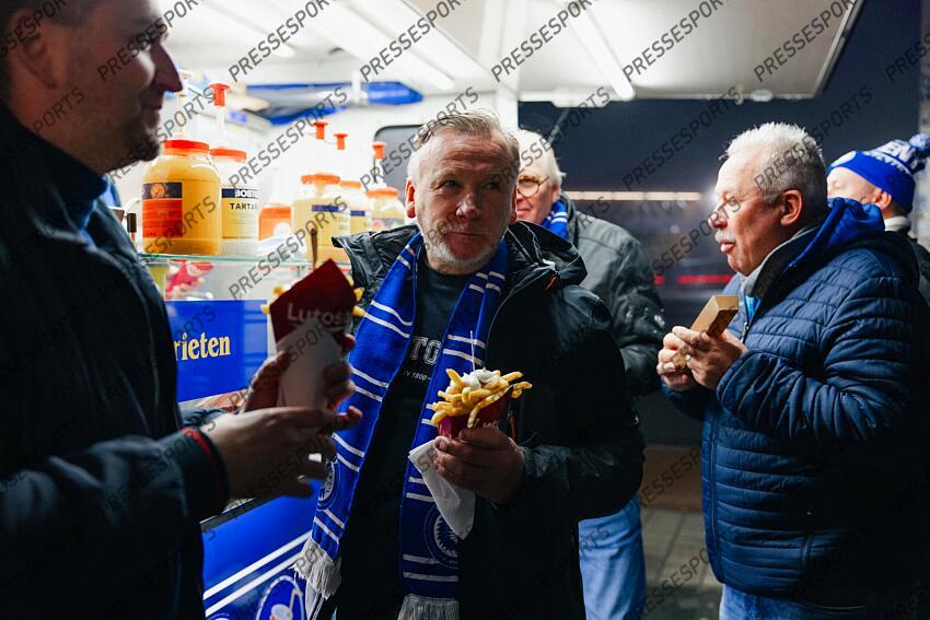 LA GANTOISE-UNION ST GILLOISE (1-3) Supporters du K.A.A. Gent 