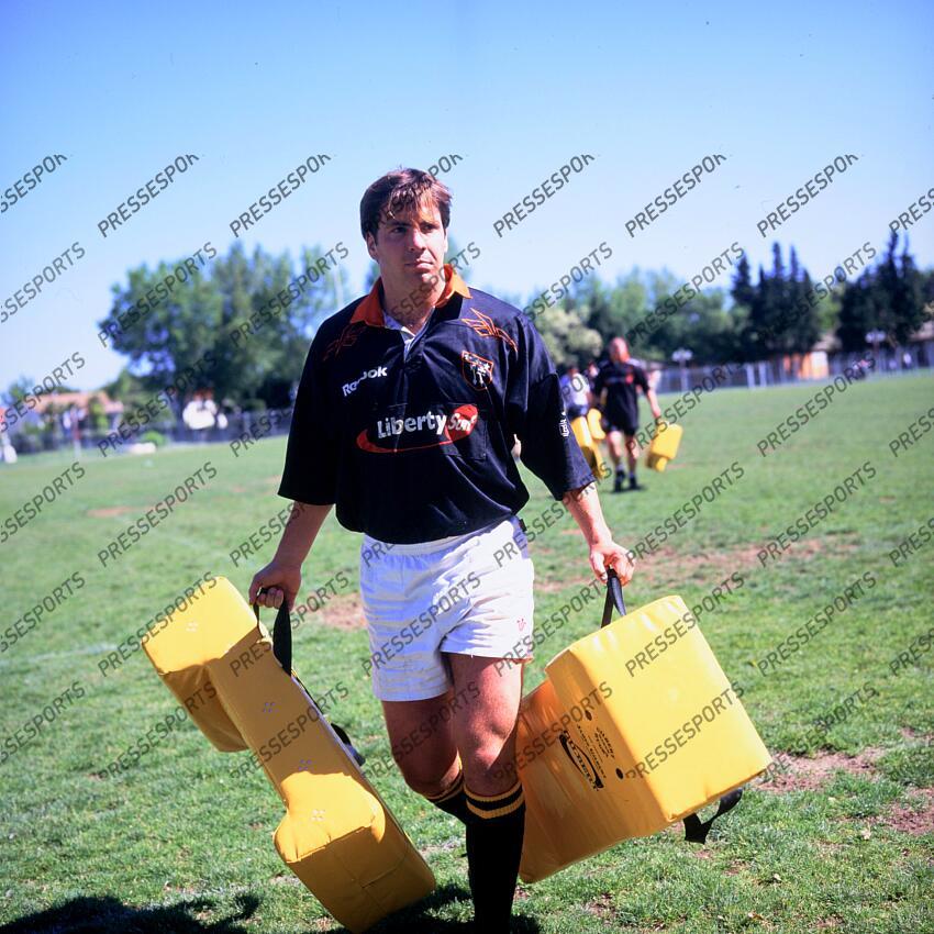 RUGBY 2000 MAGAZINE LE RUGBY DANS LE SUD