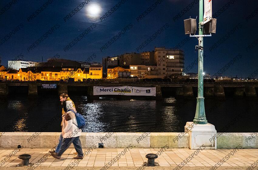 AMBIANCE DANS LE CHENAL DES SABLES D'OLONNE A LA VEILLE DE L'ARRIVEE DU VENDEE GLOBE. LES SABLES D'OLONNE, FRANCE, LE 13 JANVIER 2025. PHOTO: BERNARD LE BARS ARRIVEE VENDEE GLOBE L'(14/01/2025) 