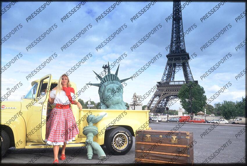 TENNIS 1992 MAGAZINE MARY PIERCE