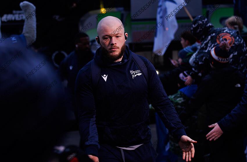 Investec Champions Cup Round 4, Salford Community Stadium, Manchester 19/1/2025 Sale Sharks vs RC Toulon Sale Sharks' Ethan Caine arrives Mandatory Credit ©INPHO/Tom Maher SALE-TOULON (33-7) 
