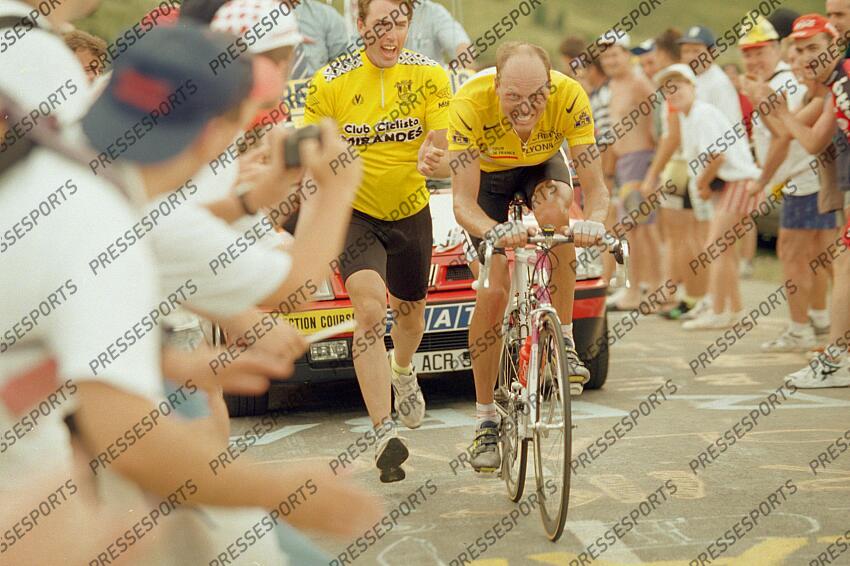 RIIS (BJARNE) 
