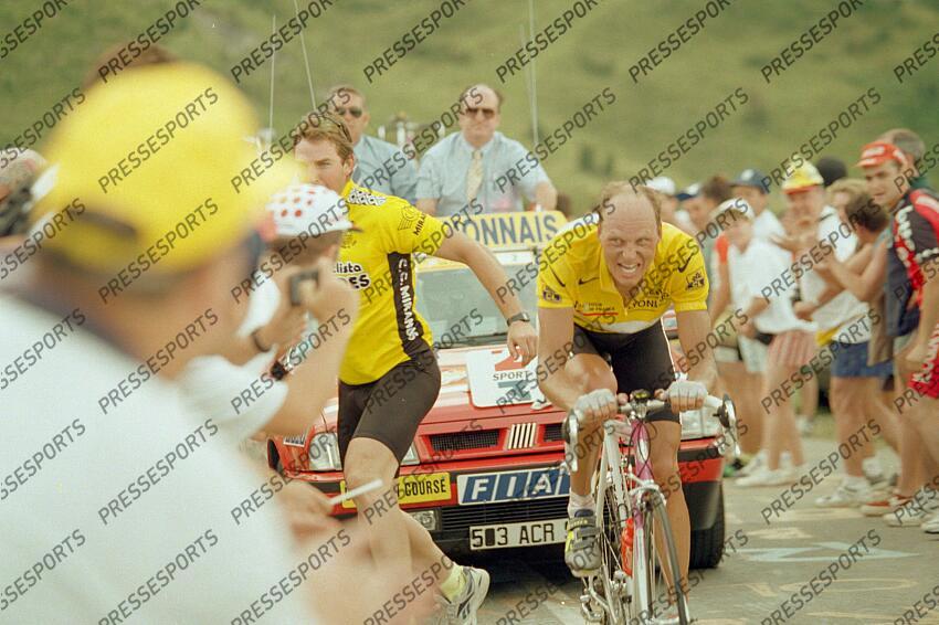 RIIS (BJARNE) 