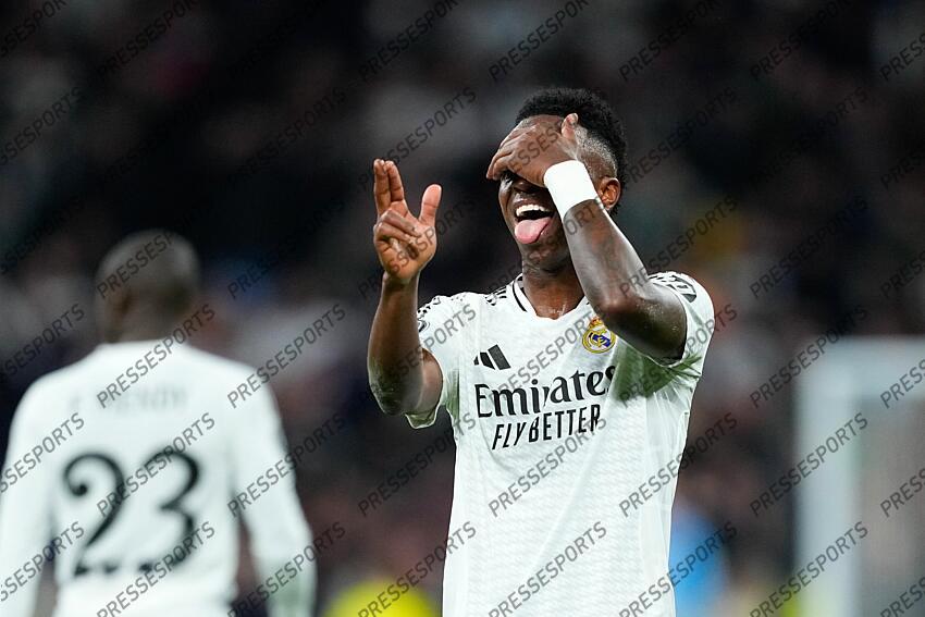 FOOT LIGUE DES CHAMPIONS 2025 REAL MADRID-RB SALZBOURG (5-1)
