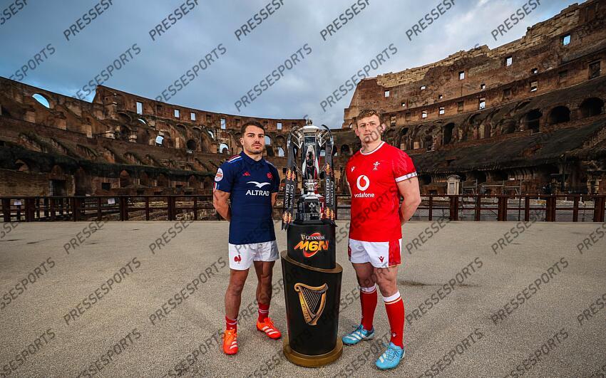 2024 Guinness Six Nations Championship Launch, Rome, Italy 21/1/2025 Pictured is France’s Antoine Dupont and Jac Morgan of Wales at the launch of the 2025 Guinness Men’s Six Nations Championship at the Colosseum in Rome Mandatory Credit ©INPHO/Billy Stickland PRESENTATION TOURNOI DES VI NATIONS 