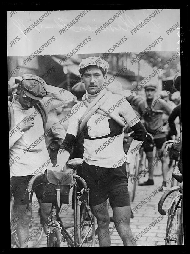 pelissier (henri) fonds n/b Portraits: Pelissier cycliste. sport 